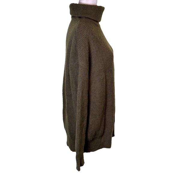 Women’s Brown Oversized Ribbed Turtleneck Sweater Cozy Minimalist Slouchy Sz M/L - Picture 4 of 9